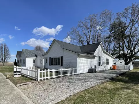 603 N Posey St, Windfall, IN 46076 photo 4