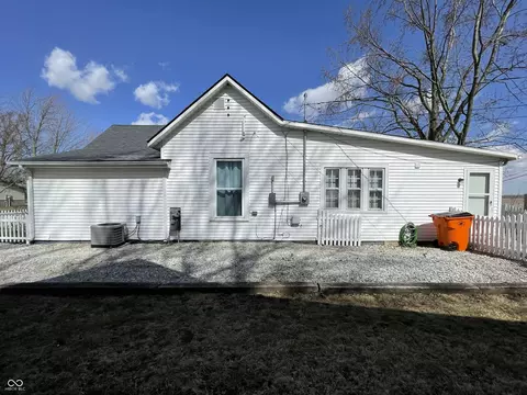603 N Posey St, Windfall, IN 46076 photo 6