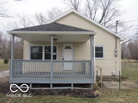 2167 Jackson Ln, Anderson, IN 46011