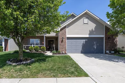 978 Wendover Ave, Westfield, IN 46074