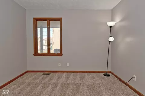 Bedroom - 537 Wayside Ct, Plainfield, IN 46168 photo 6 of 10