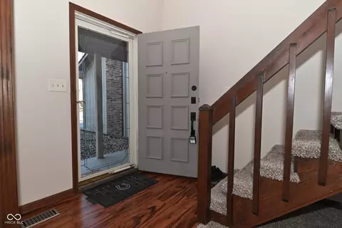 Entry Way - 537 Wayside Ct, Plainfield, IN 46168 photo 2 of 8