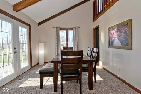 Dining - 537 Wayside Ct, Plainfield, IN 46168 photo 3 of 4