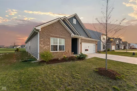 Exterior - 6769 Honeysuckle Way, Pendleton, IN 46064 photo 3 of 19