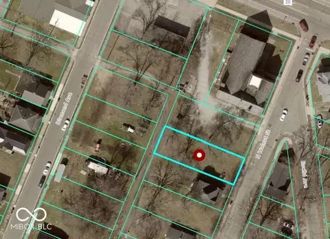 641 N Walnut St, South Bend, IN 46628