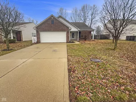 18002 Cristin Way, Noblesville, IN 46062