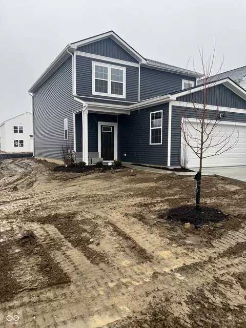 3799 Sterling Dr, Whitestown, IN 46075