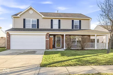 785 Shoreline Ct, Franklin, IN 46131