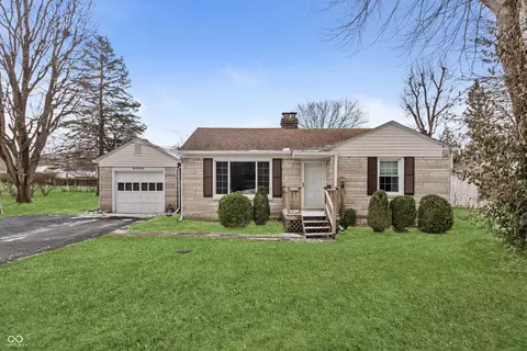 445 N Valley Ln, Greenwood, IN 46142