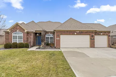 4734 Shady Ridge Row, Greenwood, IN 46143