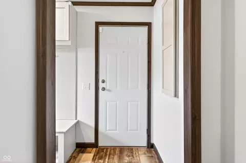 Entry Way - 785 W Cedar Bluff Rd, Bloomington, IN 47403 photo 2 of 4