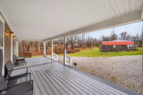 Exterior - 785 W Cedar Bluff Rd, Bloomington, IN 47403 photo 2 of 12