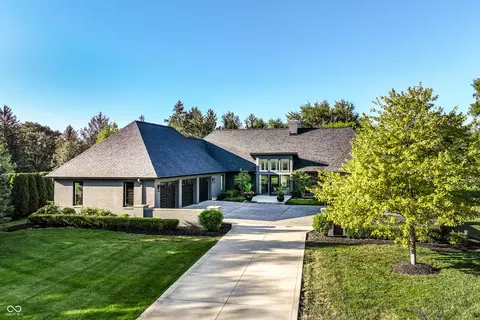 577 Dorset Blvd, Carmel, IN 46032