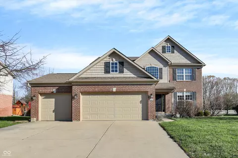 5704 Yorktown Rd, Plainfield, IN 46168