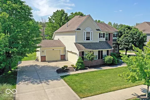 13893 Oak Haven Dr, Mccordsville, IN 46055