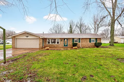 901 Grant St, Frankton, IN 46044