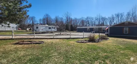 513 E Main St, Waveland, IN 47989