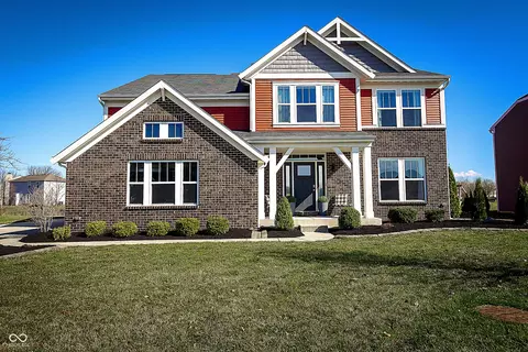 2477 Silver Rose Dr, Avon, IN 46123