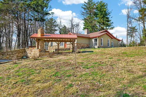 4709 Bear Creek Church Rd, Morgantown, IN 46160
