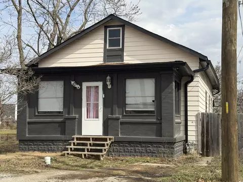 2007 N Oxford St, Indianapolis, IN 46218