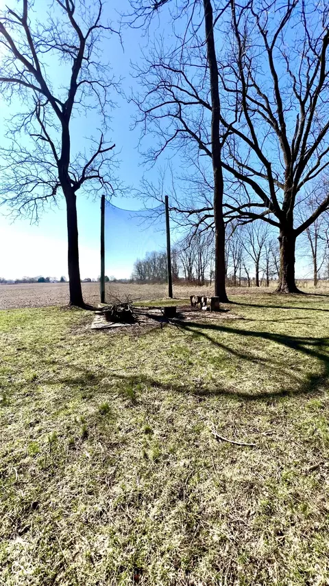 Exterior - 10517 N Barnard Rd, Pendleton, IN 46064 photo 3 of 18