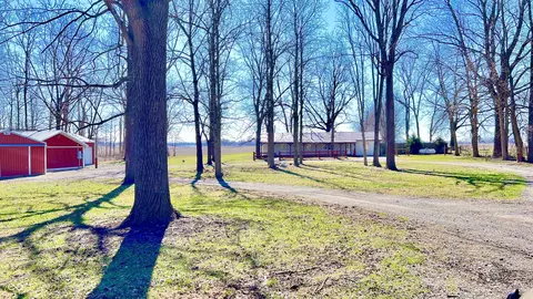 Exterior - 10517 N Barnard Rd, Pendleton, IN 46064 photo 16 of 18