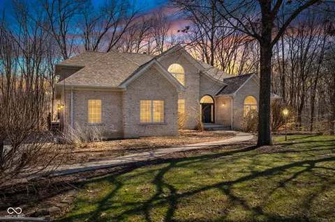 7880 N Thames Dr, Bloomington, IN 47408