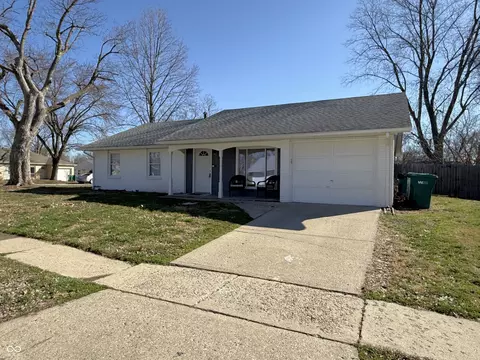 1107 Ridgewood Dr, Plainfield, IN 46168 photo 4