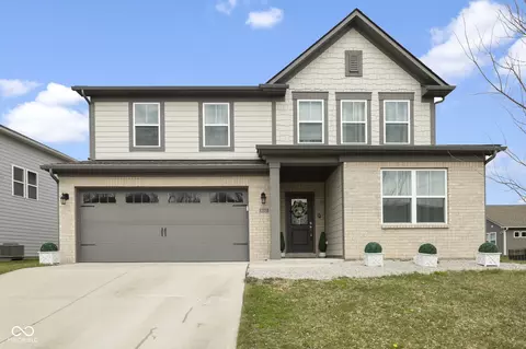 16352 Sedalia Dr, Fishers, IN 46040