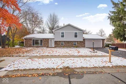 11709 Cameron Dr, Fishers, IN 46038