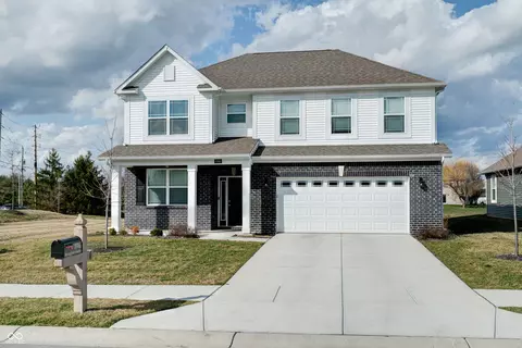 6986 Birmingham Ave, Mccordsville, IN 46055