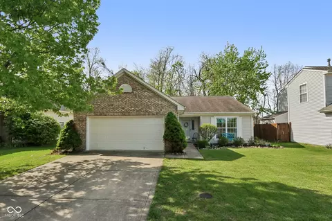 6605 W Odessa Way, Mccordsville, IN 46055