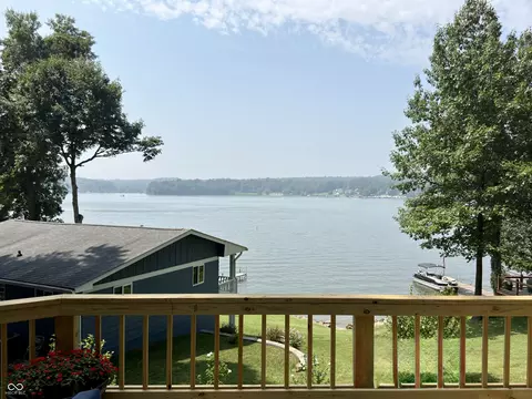9378 Derrett Rd, Unionville, IN 47468