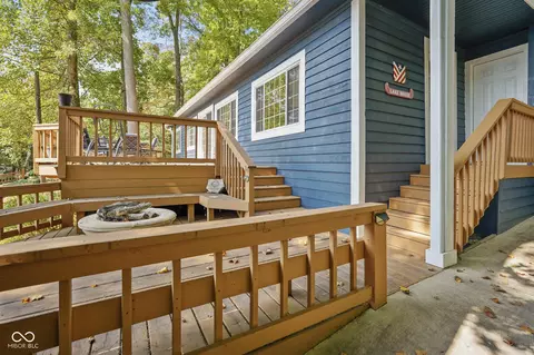 9378 Derrett Rd, Unionville, IN 47468