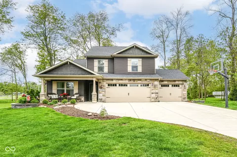 798 Millerwood Dr, Lebanon, IN 46052