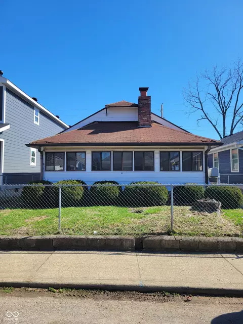 1735 Thaddeus St, Indianapolis, IN 46203