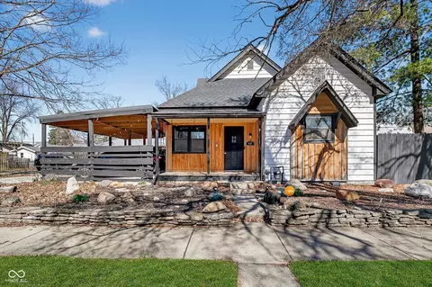 416 W 5th St W, Greenfield, IN 46140