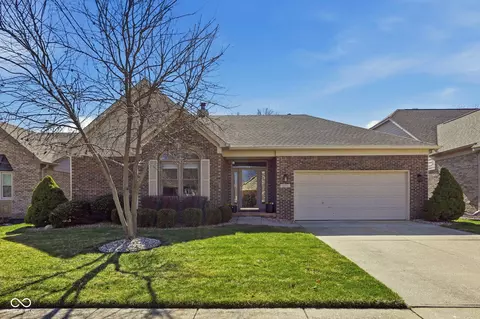 5271 Edward Ct, Carmel, IN 46033