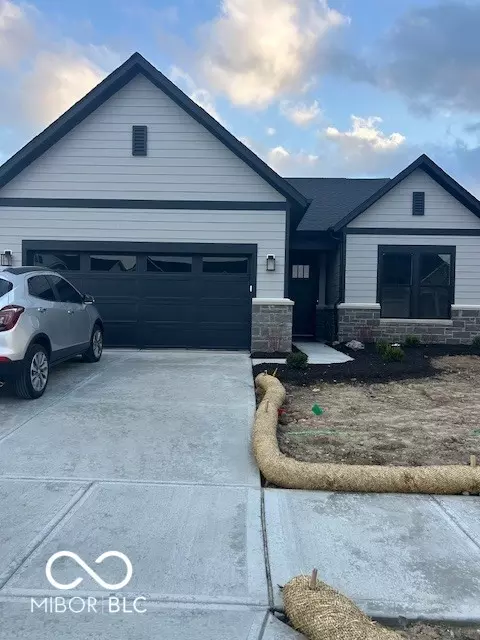13357 Roundtop Rd, Noblesville, IN 46060