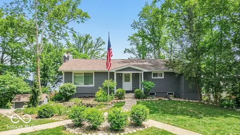 7600 N Blue Heron Dr, Unionville, IN 47468