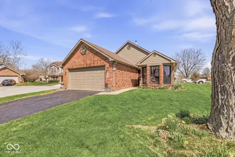 5802 White Lick Ct, Plainfield, IN 46168
