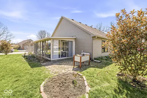 Exterior - 5802 White Lick Ct, Plainfield, IN 46168 photo 3 of 9