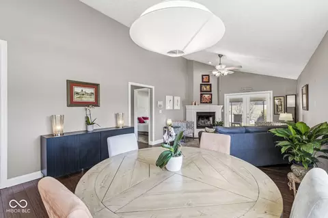 Dining - 5802 White Lick Ct, Plainfield, IN 46168 photo 3 of 4