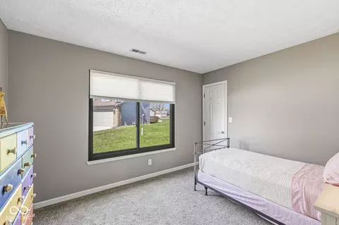 Bedroom - 5802 White Lick Ct, Plainfield, IN 46168 photo 4 of 6