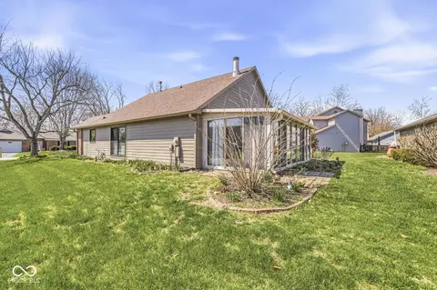 Exterior - 5802 White Lick Ct, Plainfield, IN 46168 photo 5 of 9