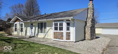 852 E 400 N, Greenfield, IN 46140