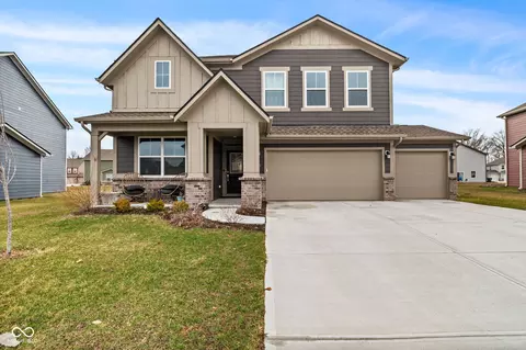 2134 Dixon Creek Dr, Whitestown, IN 46075