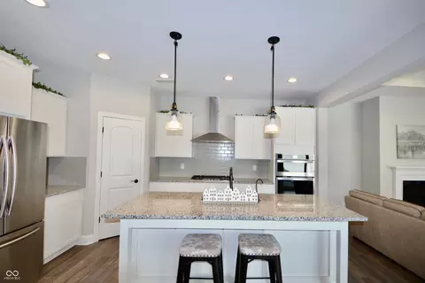 6966 Cherry Creek Blvd, Carmel, IN 46033