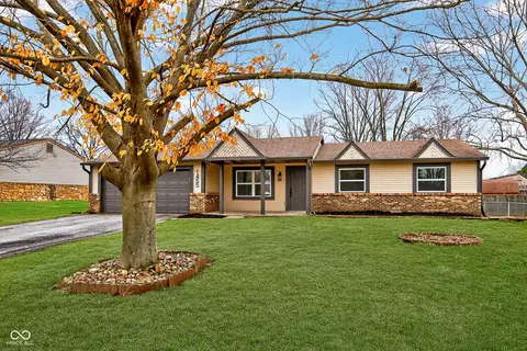 1455 New Field Ln, Indianapolis, IN 46231