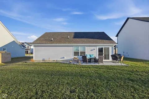 Exterior - 1722 Fair Weather Dr, Pendleton, IN 46064 photo 3 of 3